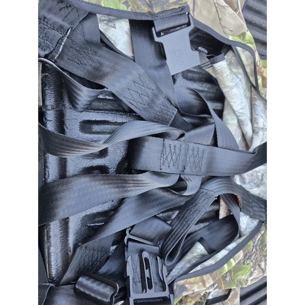 Hunter Safety System Harness Treestand Vest Realtree Camo‎ L/XL Real Tree